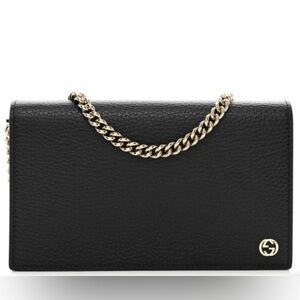 GUCCI
Betty Chain Wallet Black